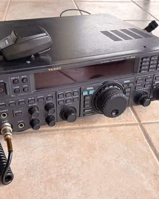 Yaesu ft-950
