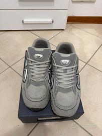 Dior B30
