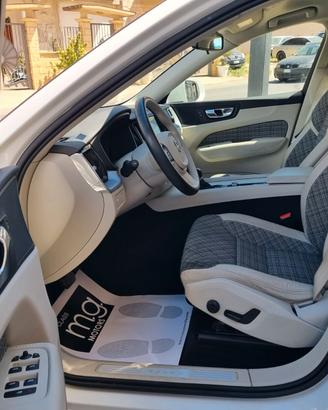 Volvo XC60 D4 190CV ITALIANA PRONTA CONSEGNA
