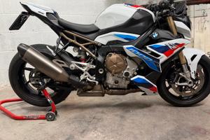 BMW s1000 r