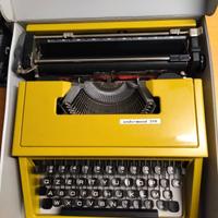 macchina da scrivere Olivetti under wood 310