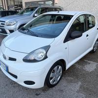 Toyota Aygo 1.0 12V VVT-i 5 porte Deep Ocean Conne