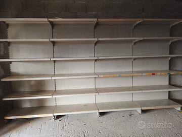 scaffali supermercato 