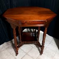 tavolinetto ottagonale 