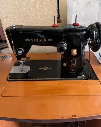 Macchina da cucire SINGER anni 50-60