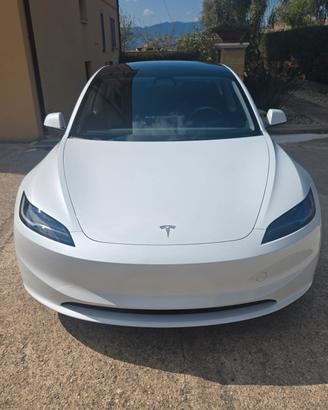 Tesla Model 3 Highland