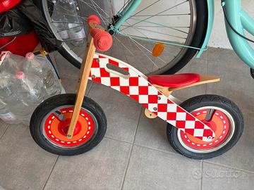 Minibike in legno senza pedali
