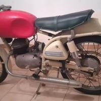 Moto Parilla 150 lusso