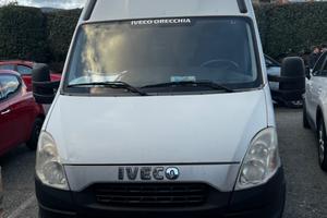 Iveco daily 35 c 13 gemellato tetto alto