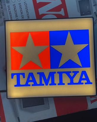 logo tamiya retro illuminato