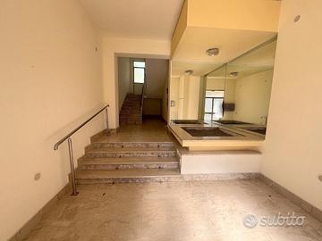 Av184 appartamento in via virgilio