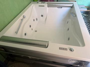 vasca idromassaggio interna