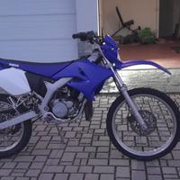 YAMAHA DT 50