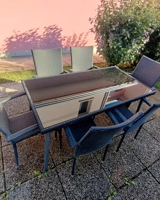 Tavolo da giardino con 6 sedie