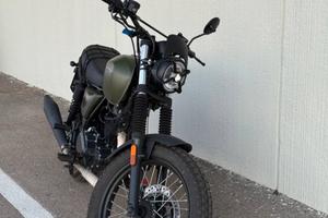 Brixton 125 Felsberg verde militare