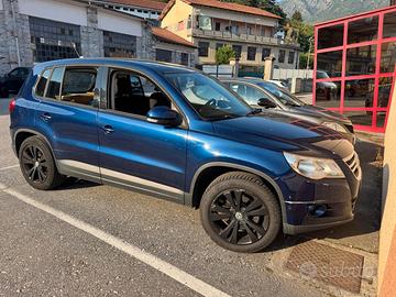Volkswagen Tiguan 2.0 TDI DPF 4MOTION Sport & Styl