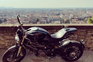 Ducati Monster 1100 Evo – Full Carbon & Accessori
