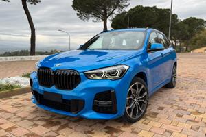 BMW X1 18d M-SPORT SHADOW