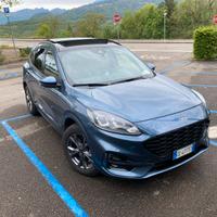 Ford Kuga PHEV St line Sosta libera Milano+Area C