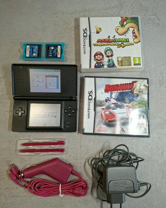 Nintendo DS Nero + 4 Giochi Mario Ita + Accessori 