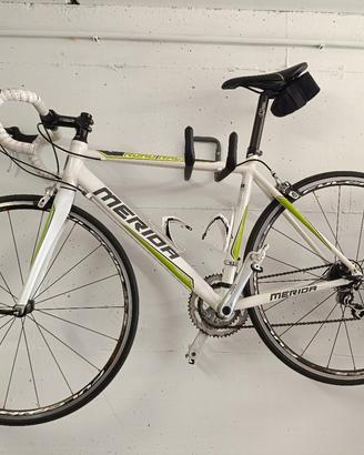 Merida Road Race 901
