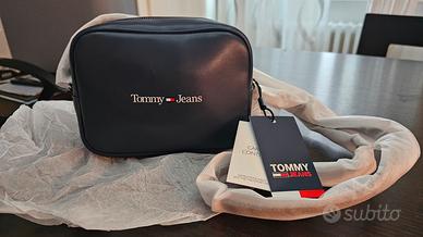 Borsa da donna Tommy Jeans camera bag
