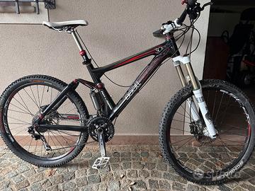 Bicicletta MTB Scott Genius 30 Carbonio