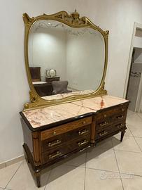 Comò con specchio