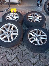 Cerchi gomme e bulloni tguan