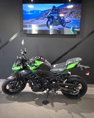 Kawasaki Z 900 My 2026 Pronta Consegna