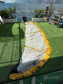 Naish Pivot 9m alulla