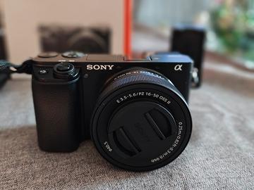 KIT SONY α6100 - COME NUOVO