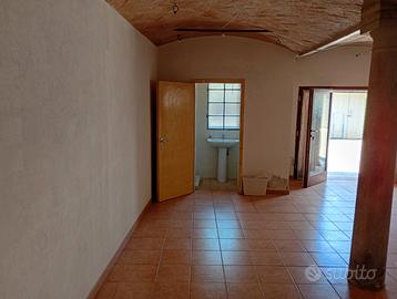 Deposito magazzino ufficio