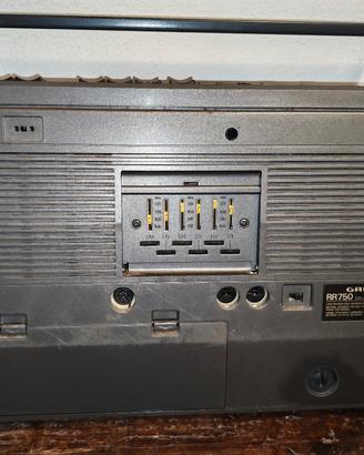 Radio Vintage GRUNDIG RR750