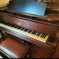 pianoforte mezza coda 