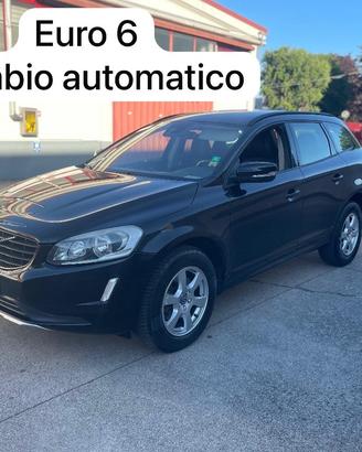 Volvo XC 60 XC60 D3 Geartronic R-design Kinetic