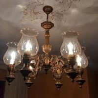 Lampadario stile classico