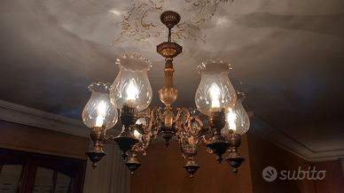 Lampadario stile classico