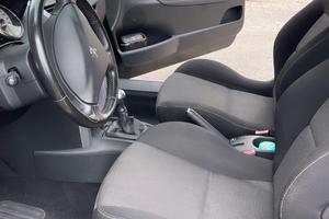 Peugeout 207 cc