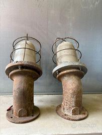 Coppia di lampade da muro industriali anni ’60
