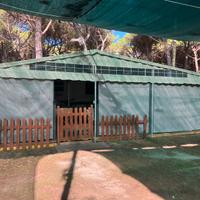 Postazione fissa con roulotte