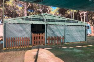 Postazione fissa con roulotte