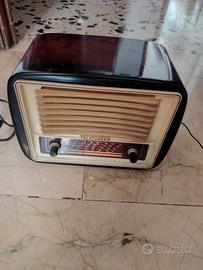 Radio Telefunken Baby Star funzionante