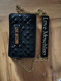 Pochette love Moschino