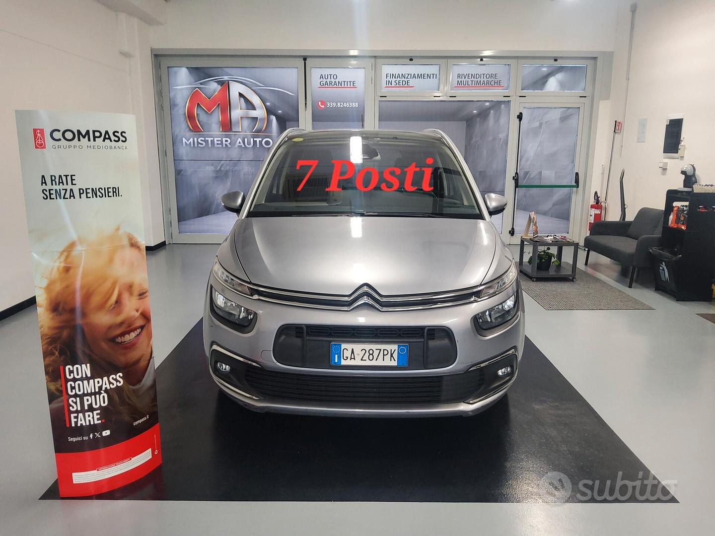Citroen Grand C4 SpaceTour.