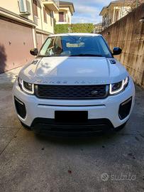 Range Rover Evoque HSE Dynamic Auto