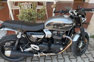 Triumph speed twin 1200