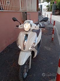 Piaggio Medley 150