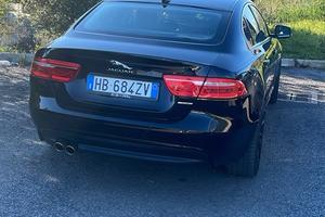 Jaguar xe 2.0 awd in perfette condizioni
