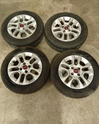 Fiat Panda Cerchi e Gomme Estive 175/65/14